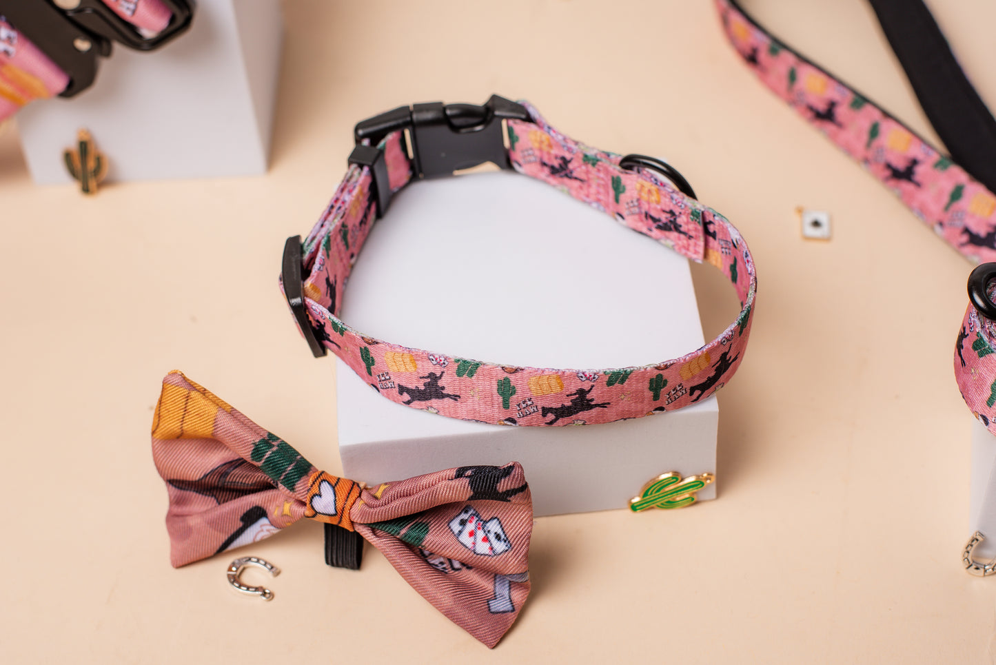 YEE PAW - Bow tie