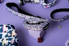 Load image into Gallery viewer, Cunt Shake Leads
