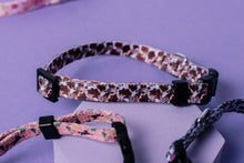 Load image into Gallery viewer, Bit of a Coo Cat &amp; Puppy Collar
